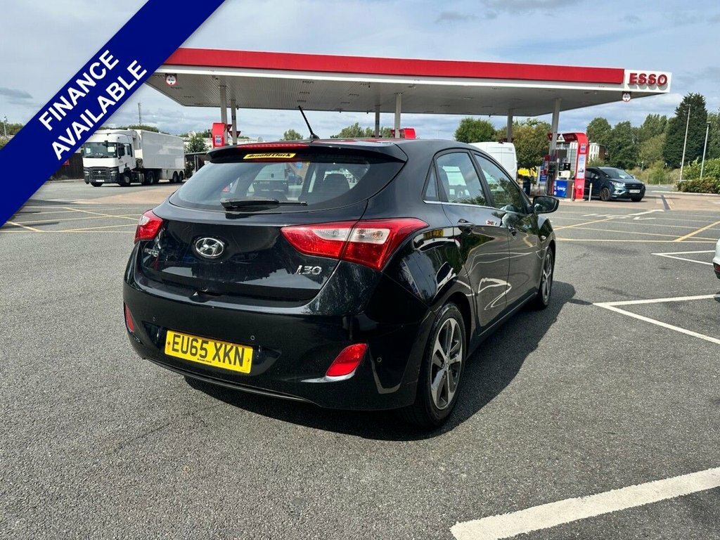 Hyundai I30 1L Se Black #6