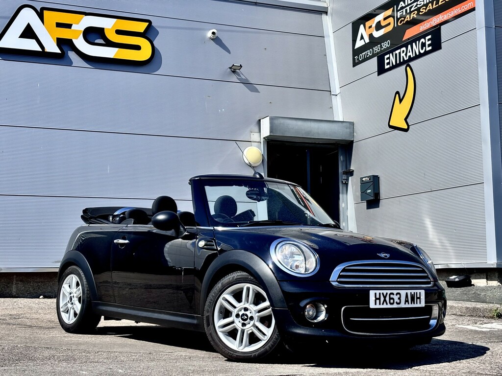 Mini Convertible 1.6 Cooper D Convertible 201363 Black