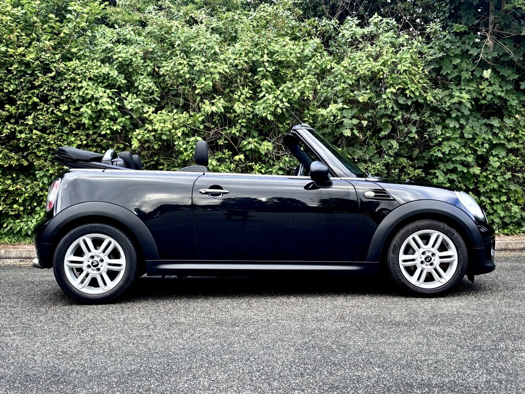 Mini Convertible 1.6 Cooper D Convertible 201363 Black #4