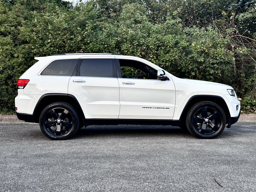 Jeep Grand Cherokee 3.0 V6 Crd Summit 247 Bhp Red #4