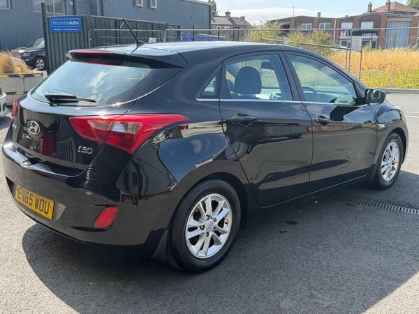 Hyundai I30 1.6 Crdi Blue Grey #9