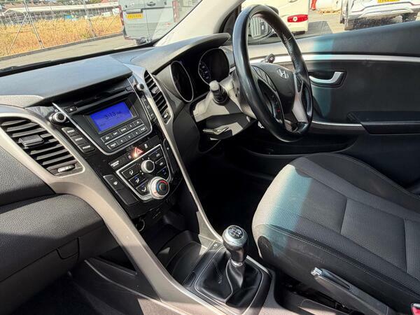 Hyundai I30 1.6 Crdi Blue Grey #19