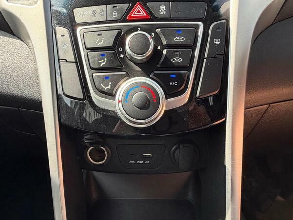 Hyundai I30 1.6 Crdi Blue Grey #30