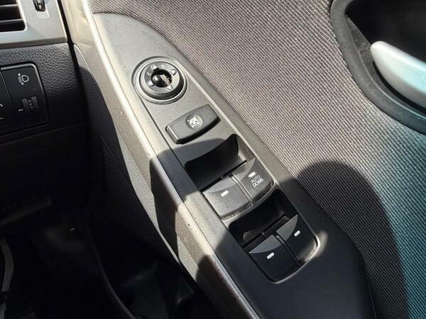 Hyundai I30 1.6 Crdi Blue Grey #32