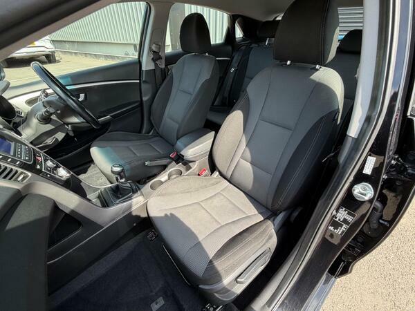 Hyundai I30 1.6 Crdi Blue Grey #18