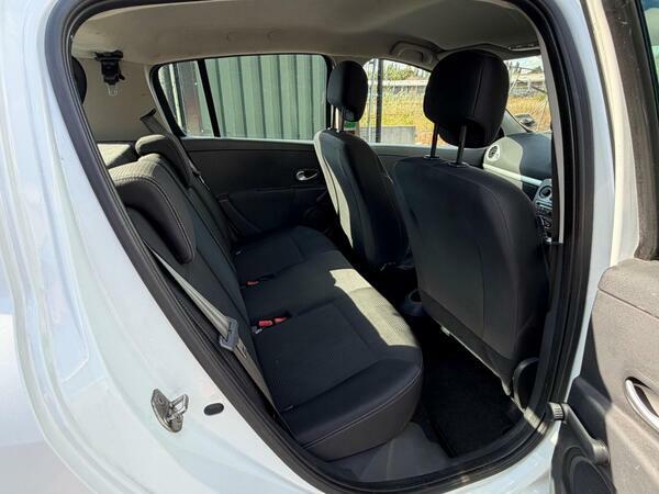Renault Clio 1.1 Bizu 75 Bhp Silver #15
