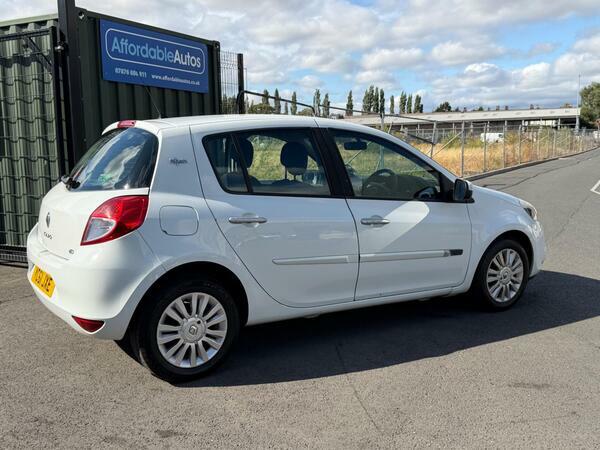 Renault Clio 1.1 Bizu 75 Bhp Silver #11