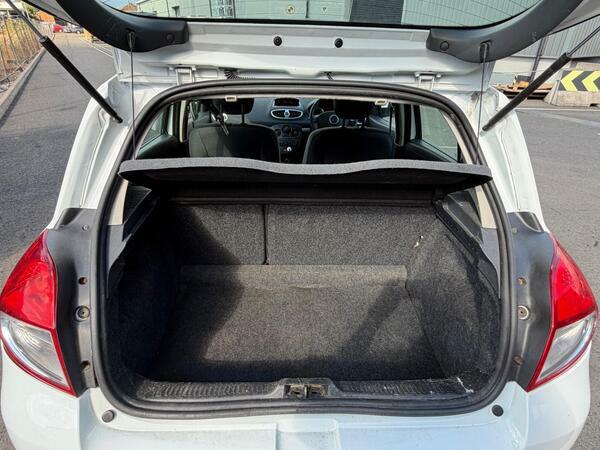 Renault Clio 1.1 Bizu 75 Bhp Silver #16