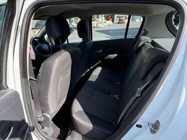 Renault Clio 1.1 Bizu 75 Bhp Silver #17