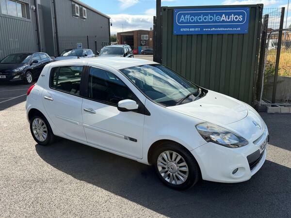 Renault Clio 1.1 Bizu 75 Bhp Silver #28