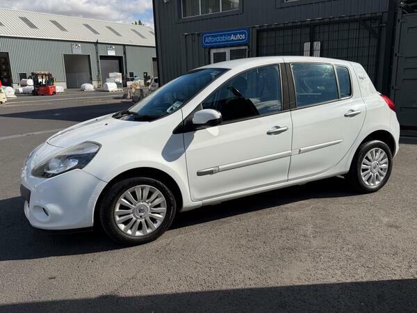 Renault Clio 1.5 Dci I-music Euro 5 White #5