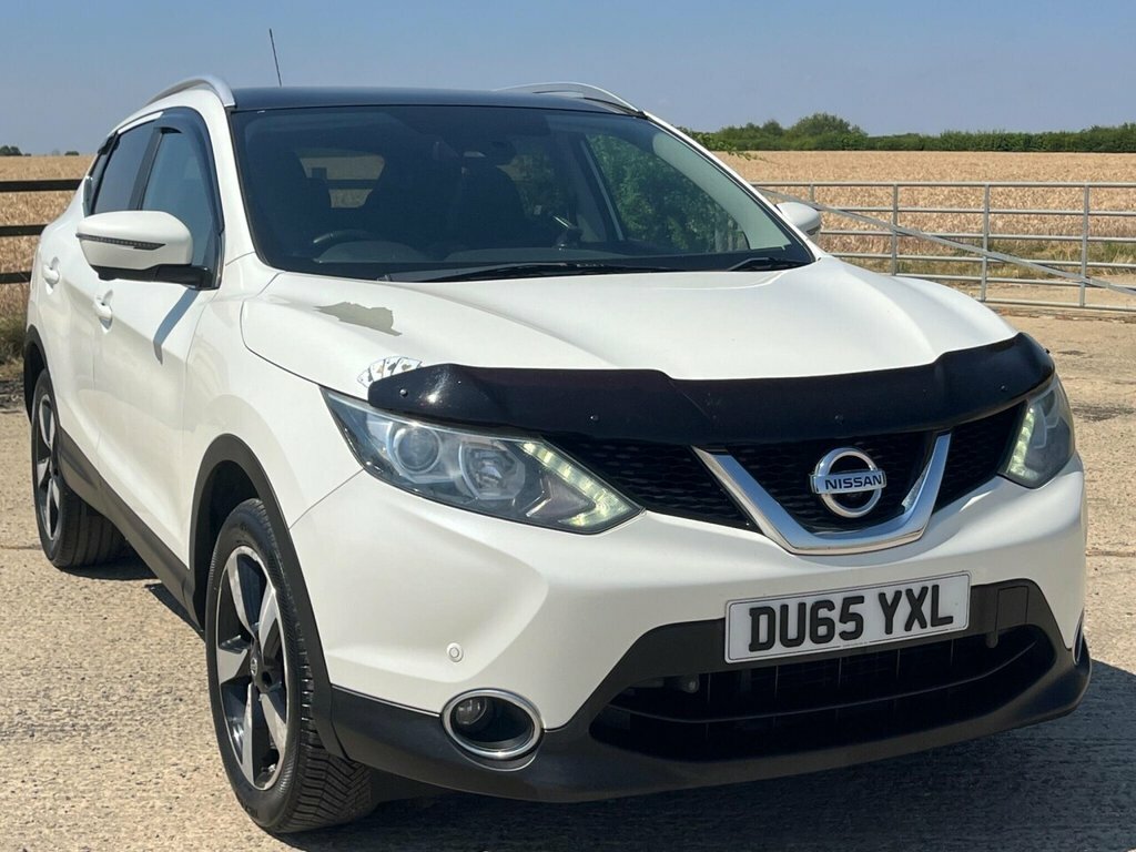 Nissan Qashqai Suv DU65YXL White #5