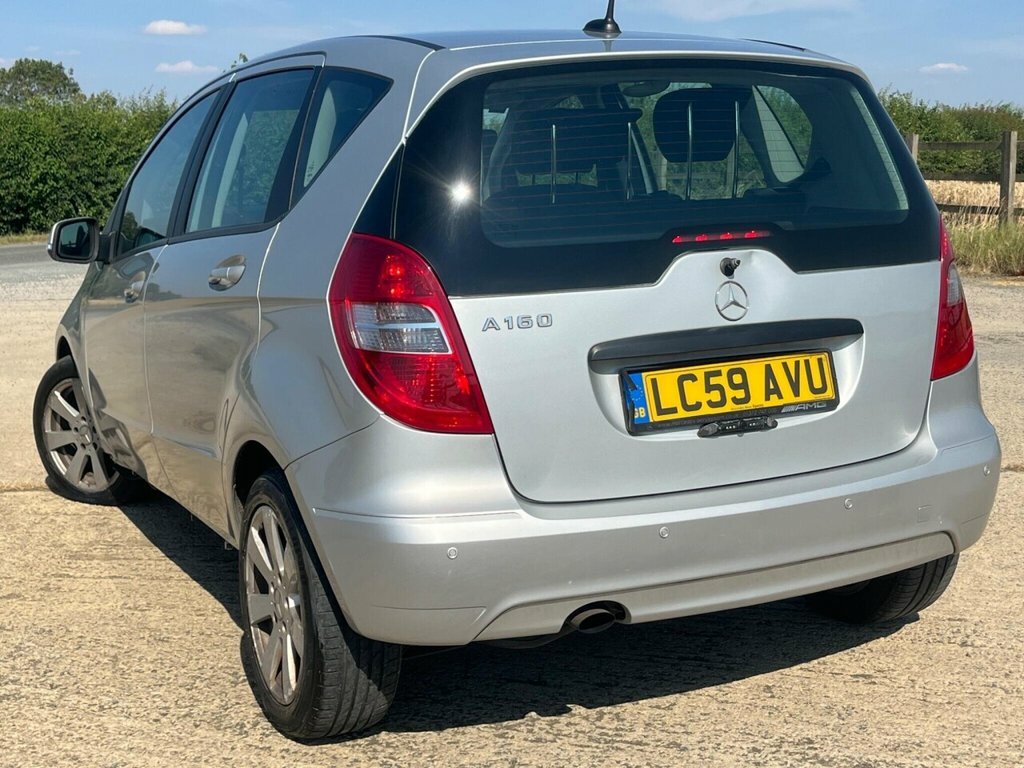 Mercedes-Benz A Class Hatchback LC59AVU Silver #2