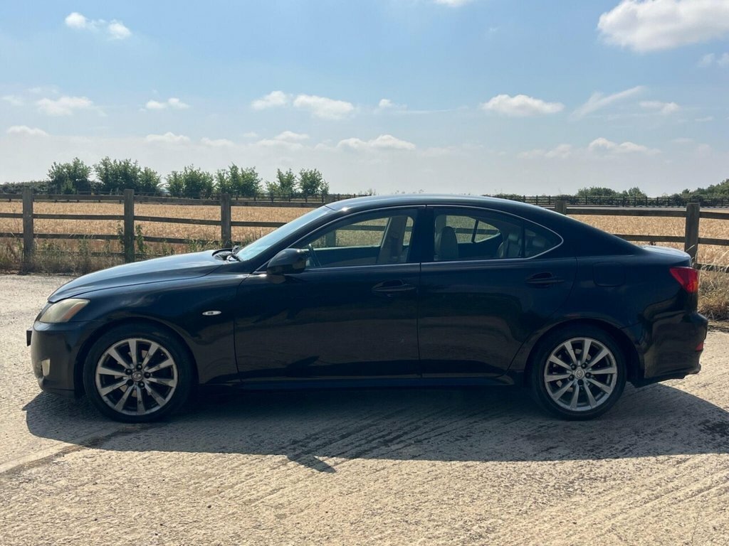Lexus IS 2.0 Se Silver #8