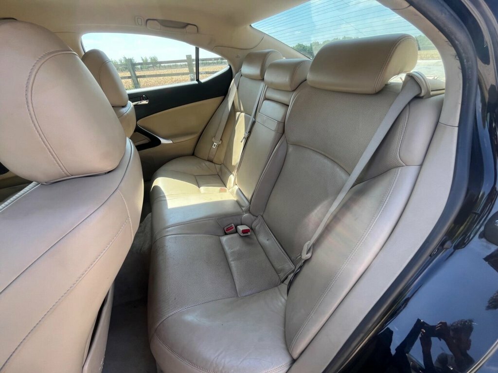 Lexus IS 2.0 Se Silver #39