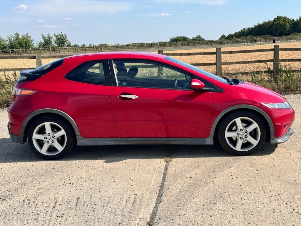 Honda Civic Hatchback Red #6