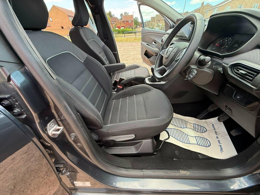 Dacia Sandero 1.0 Tce Prestige Hatchback Bi Fuel Euro Grey #17