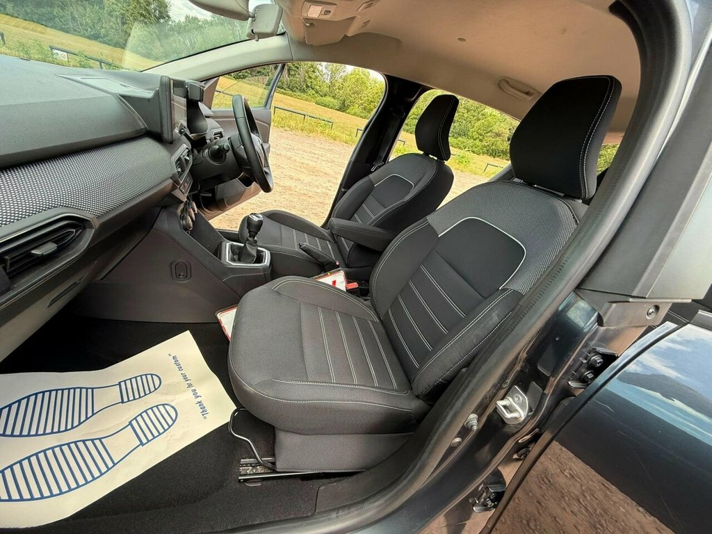 Dacia Sandero 1.0 Tce Prestige Hatchback Bi Fuel Euro Grey #32
