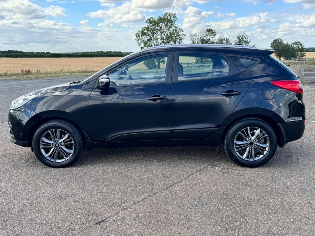 Hyundai Ix35 Suv Black #4