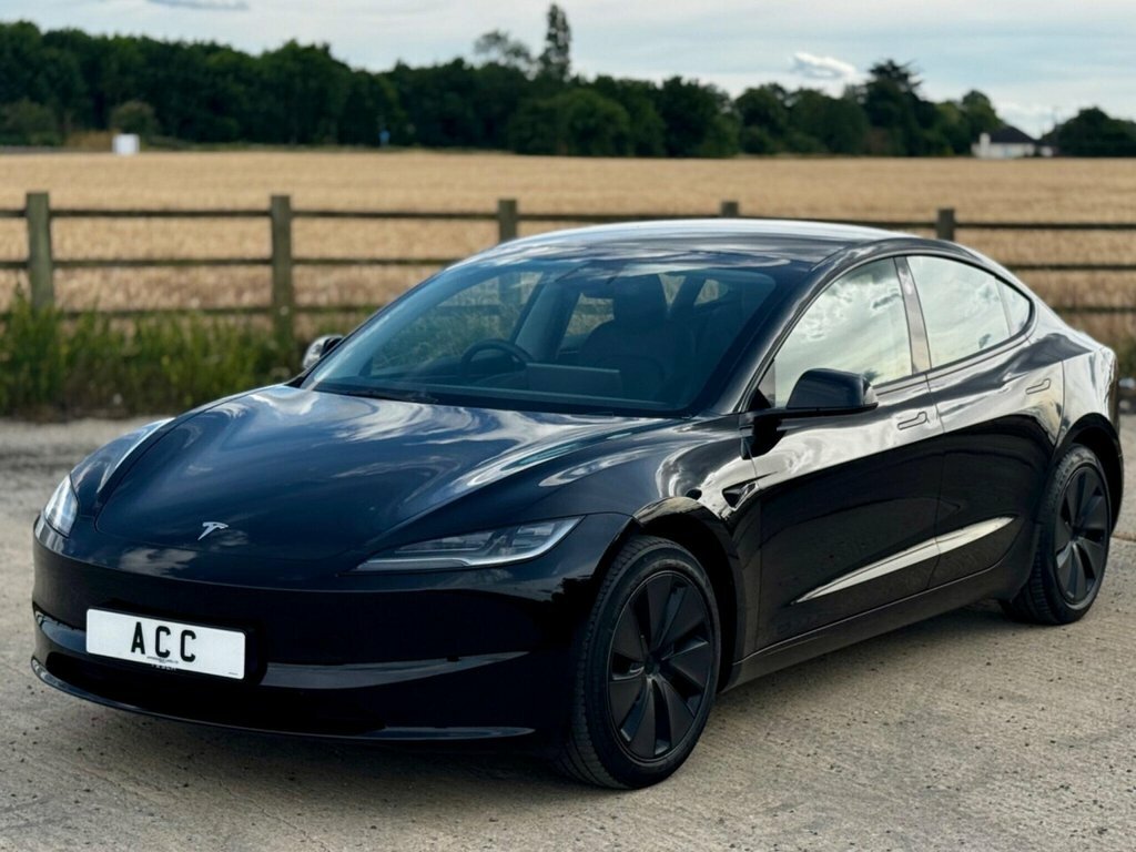 Tesla Model 3 Saloon Black