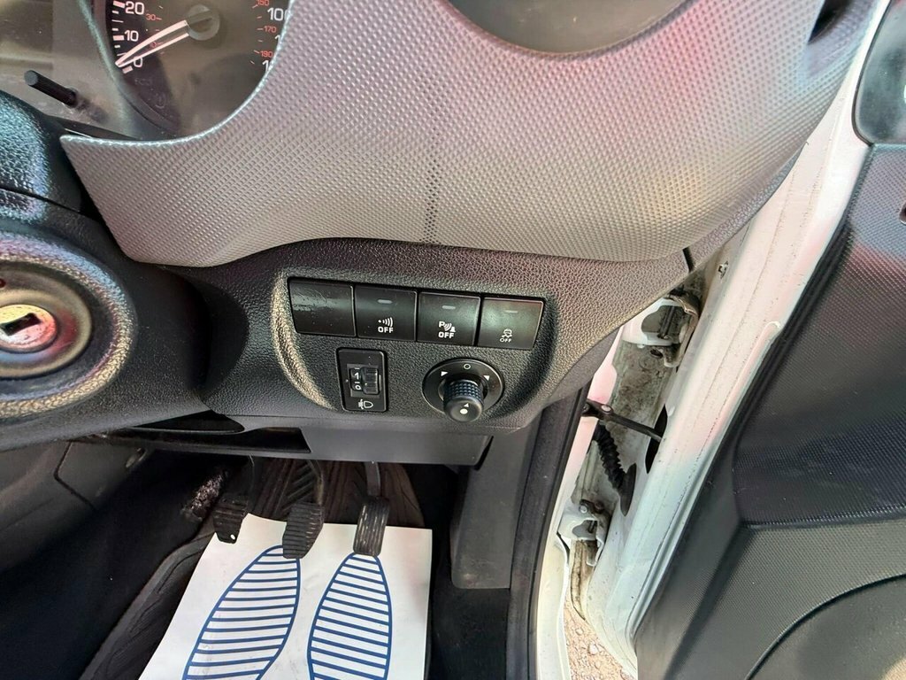 Citroen Berlingo Wheelchair Accessible Vehicle 1.6 Bluehdi Feel Edi Blue #30