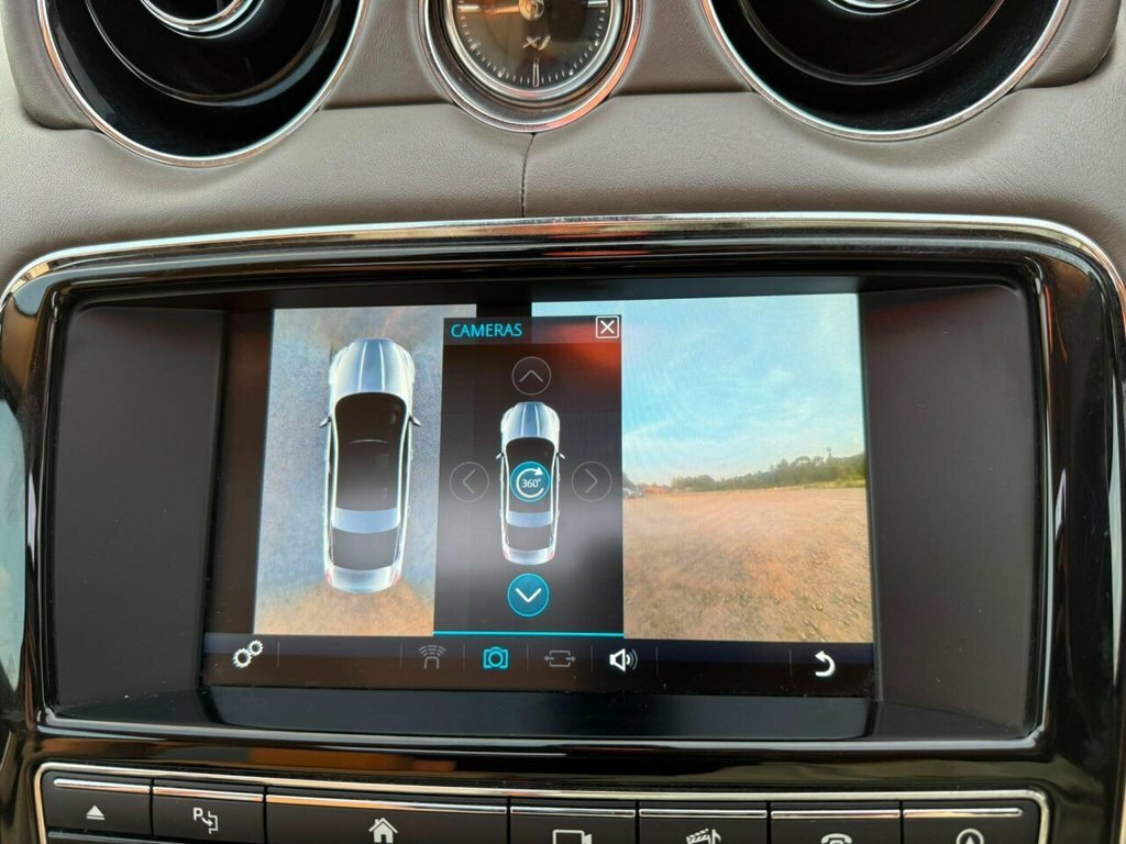 Jaguar XJ 3.0 D V6 #28