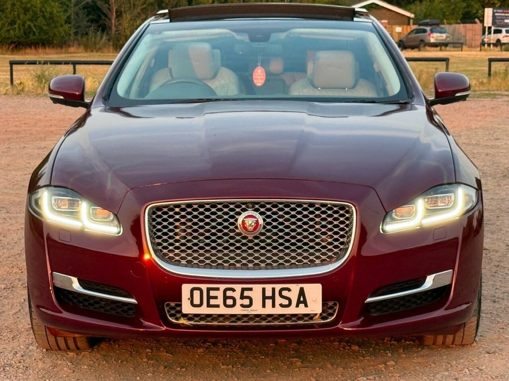 Jaguar XJ Saloon Red #2