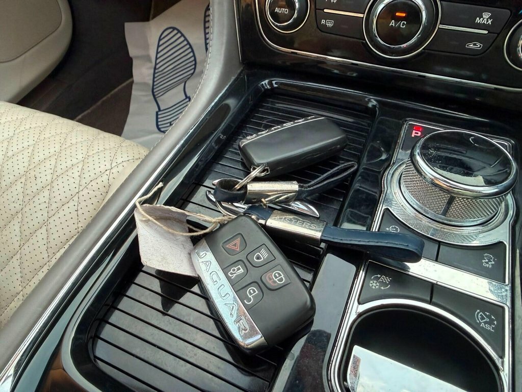Jaguar XJ 3.0 D V6 #39
