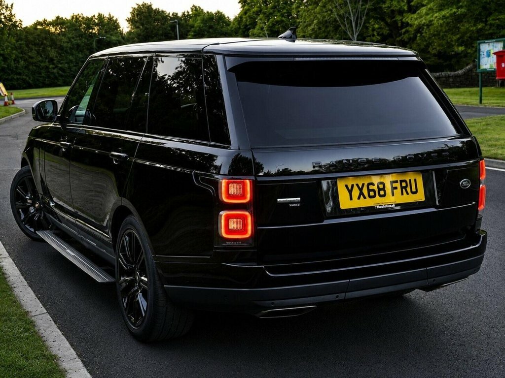 Land Rover Range Rover Suv Black #4
