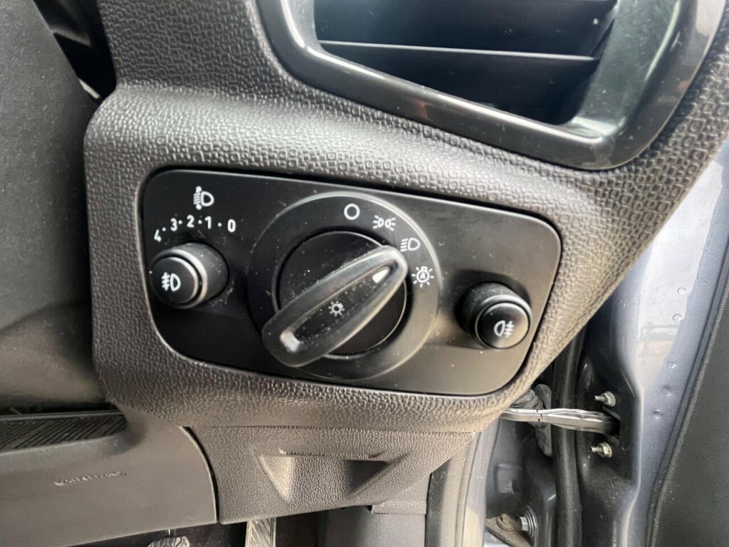 Ford Ecosport Titanium White #16