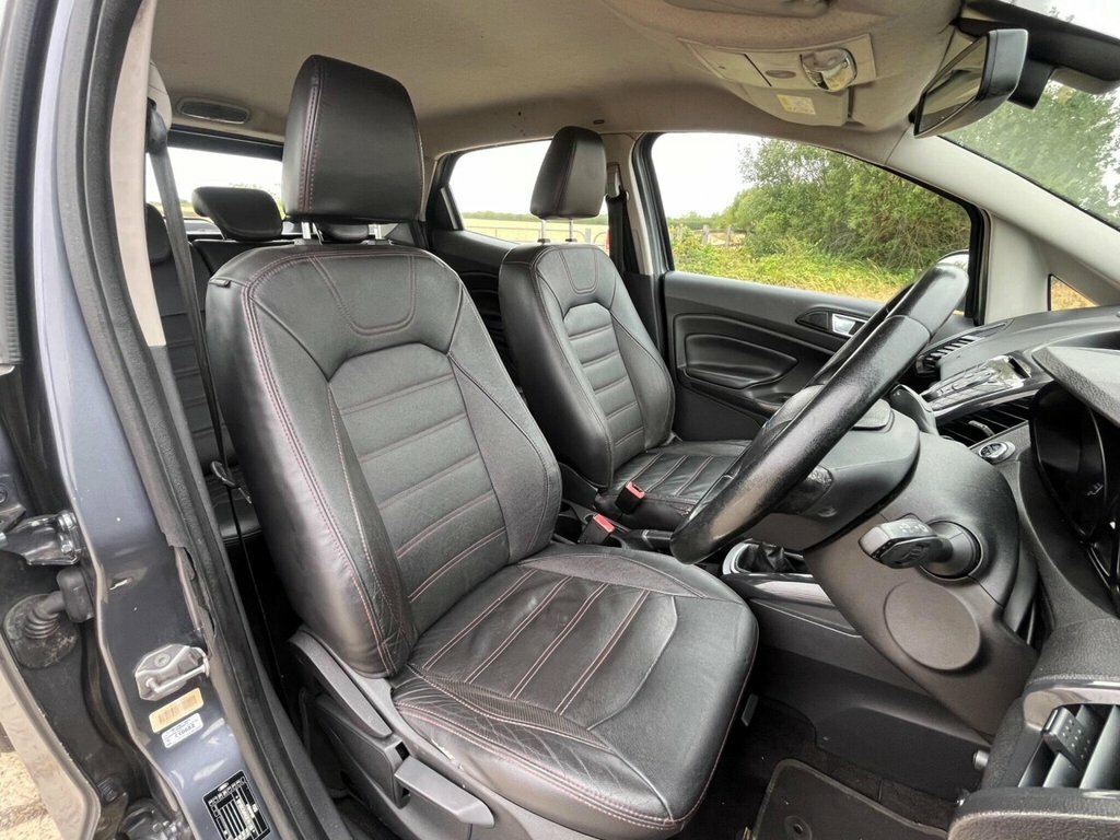Ford Ecosport Titanium White #14