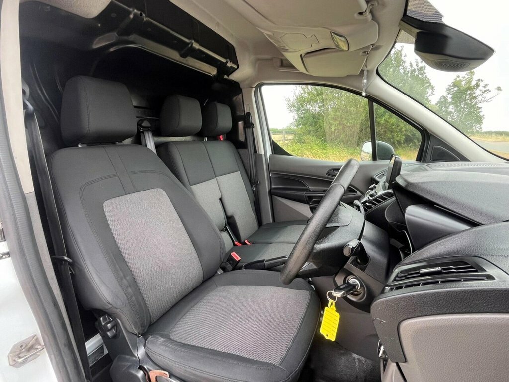 Ford Transit Connect Diesel White #16
