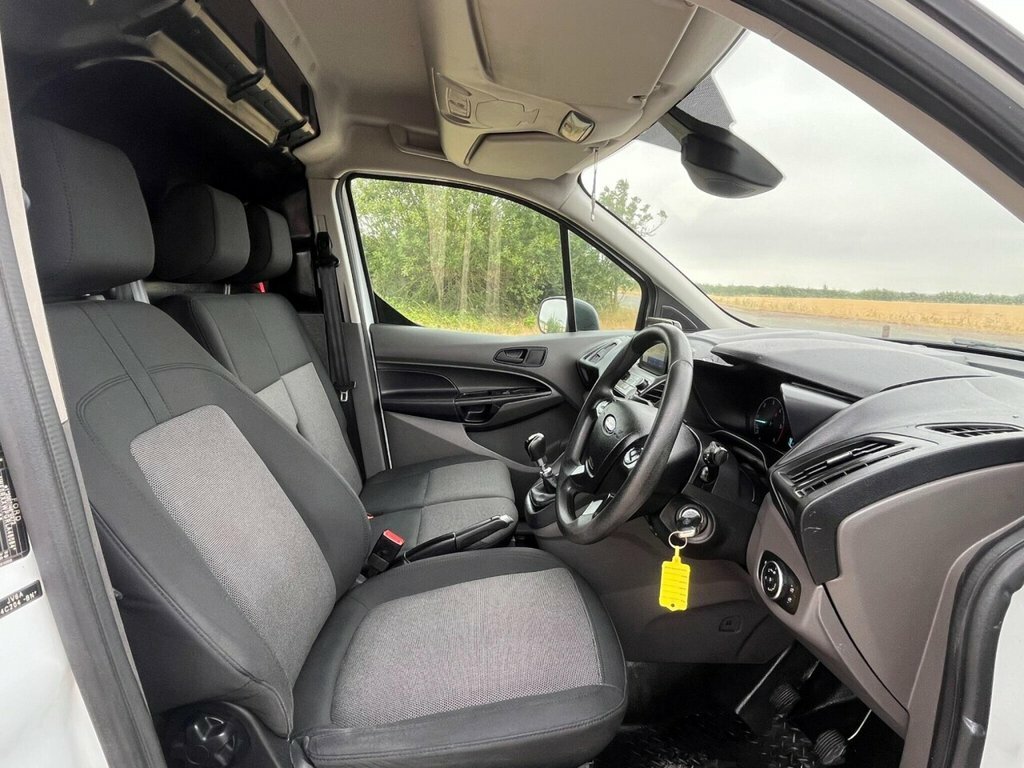 Ford Transit Connect Diesel White #15