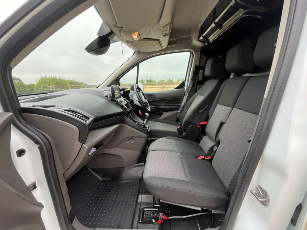 Ford Transit Connect Diesel White #33