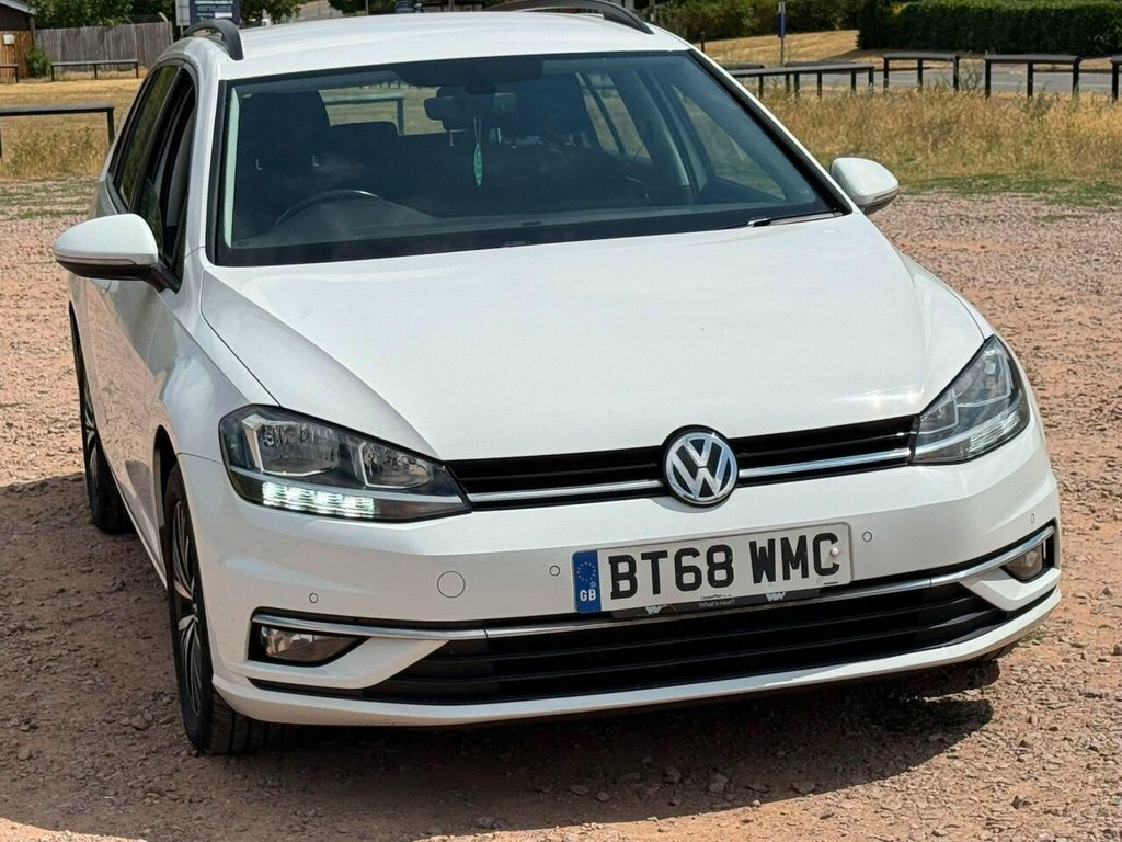 Volkswagen Golf Estate BT68WMC White #6