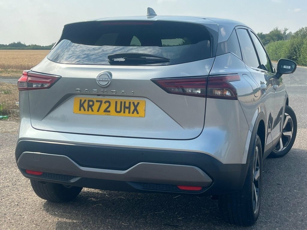 Nissan Qashqai Suv KR72UHX Silver #3
