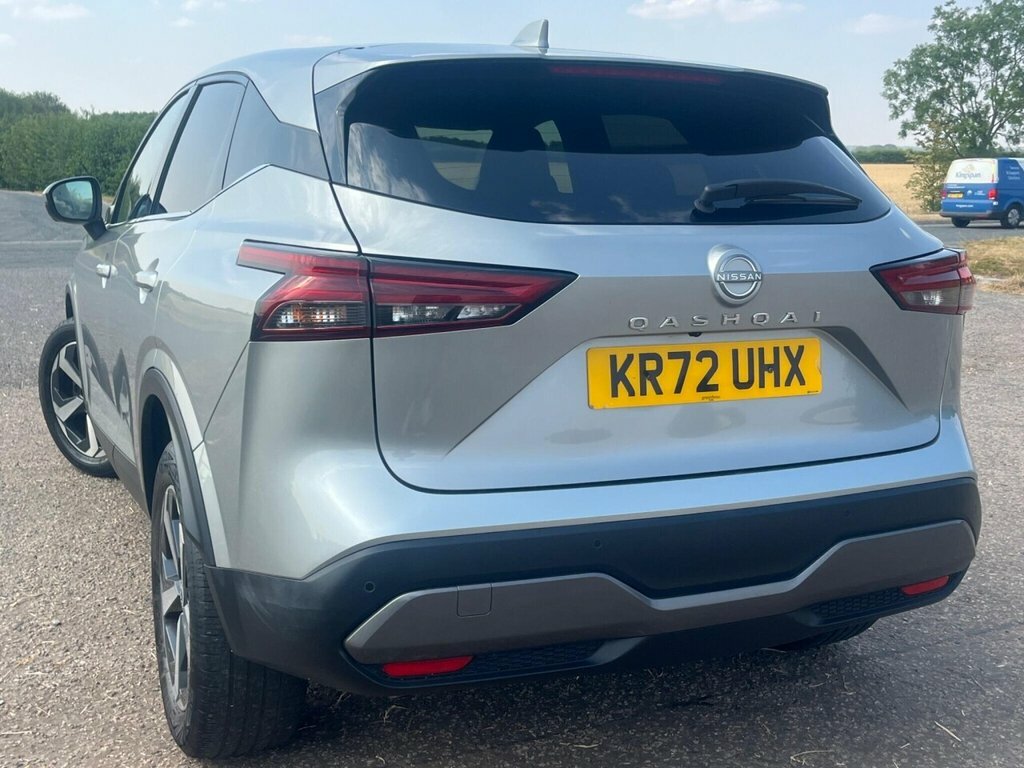 Nissan Qashqai Suv KR72UHX Silver #2