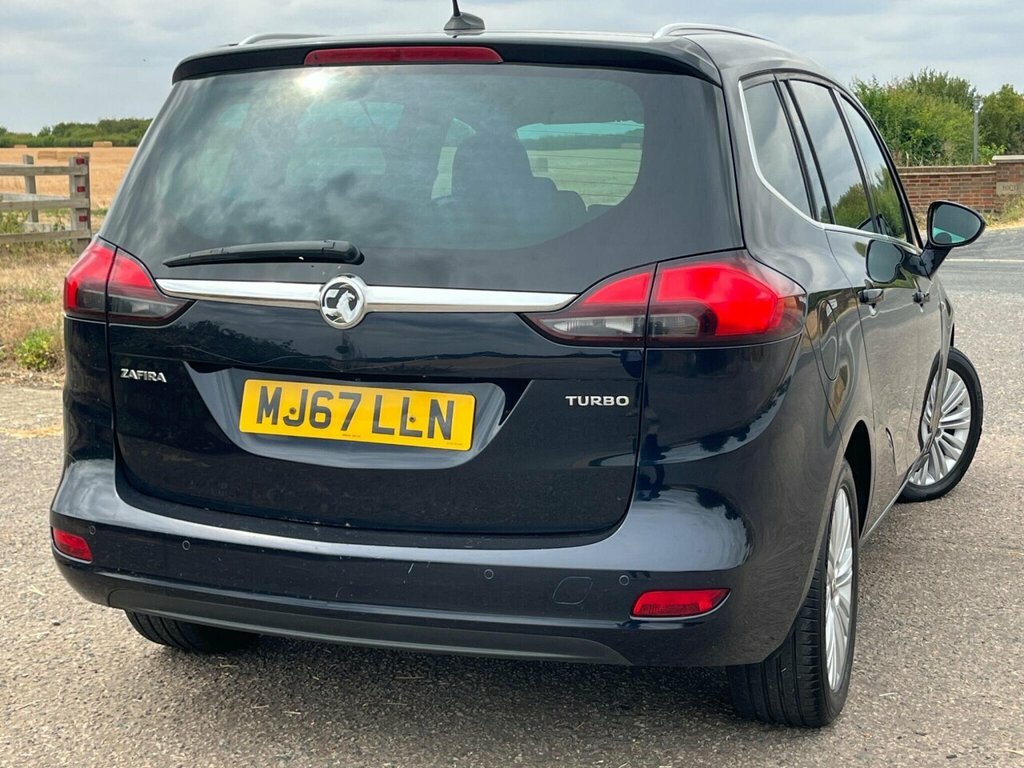 Vauxhall Zafira Tourer Mpv Blue #4