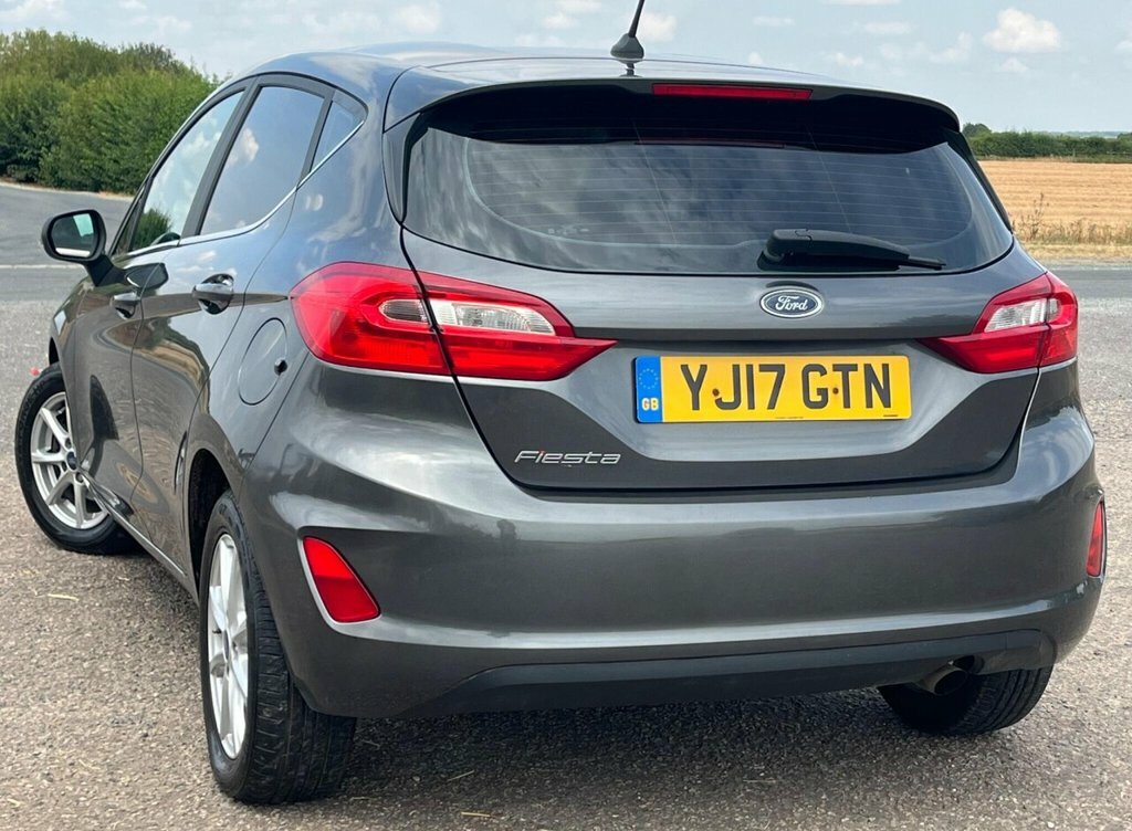 Ford Fiesta Hatchback Grey #2