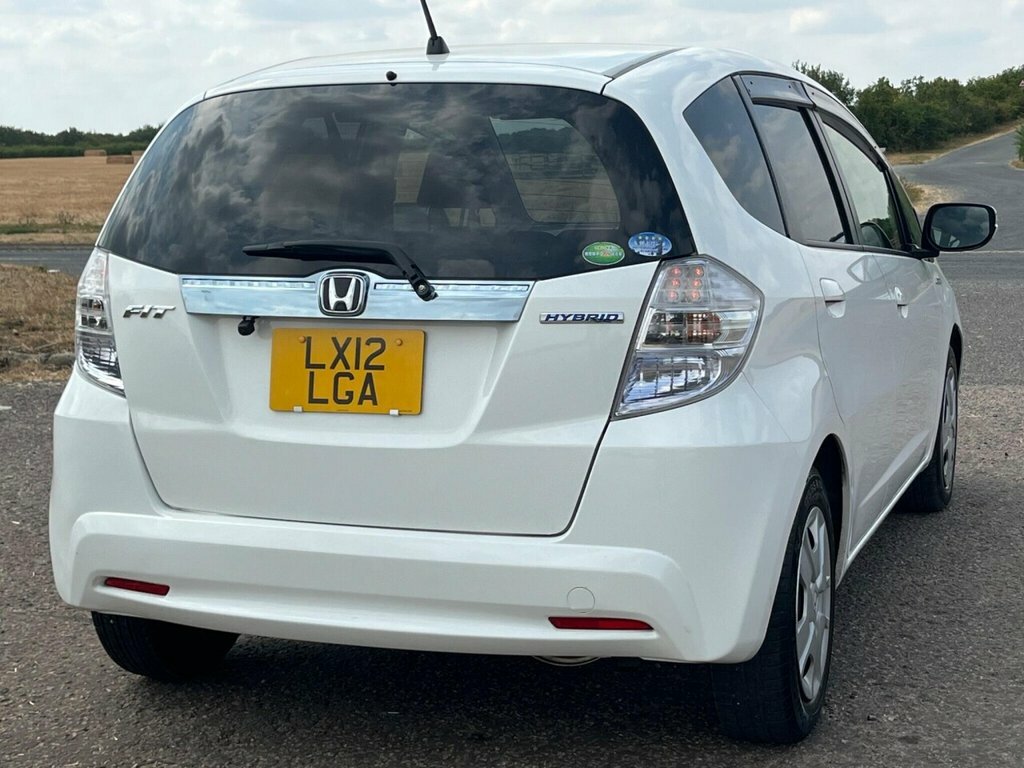Honda Jazz 1.5 H White #11