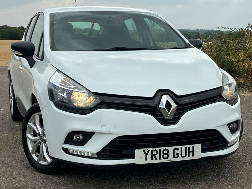Renault Clio Hatchback YR18GUH White