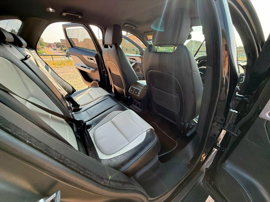 Jaguar F-Pace 2.0D R-sport Awd #21