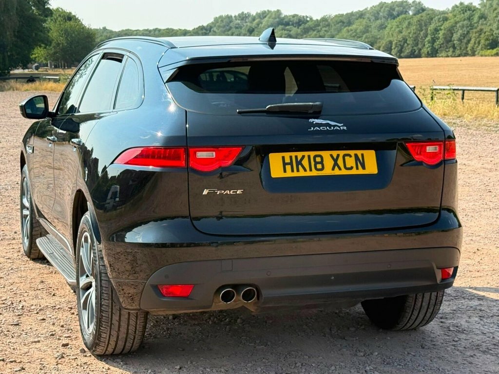 Jaguar F-Pace 2.0D R-sport Awd #9