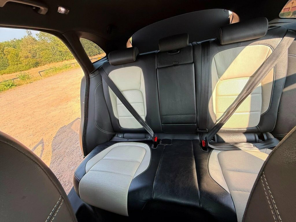 Jaguar F-Pace 2.0D R-sport Awd #31