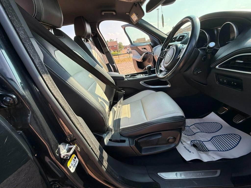Jaguar F-Pace 2.0D R-sport Awd #17