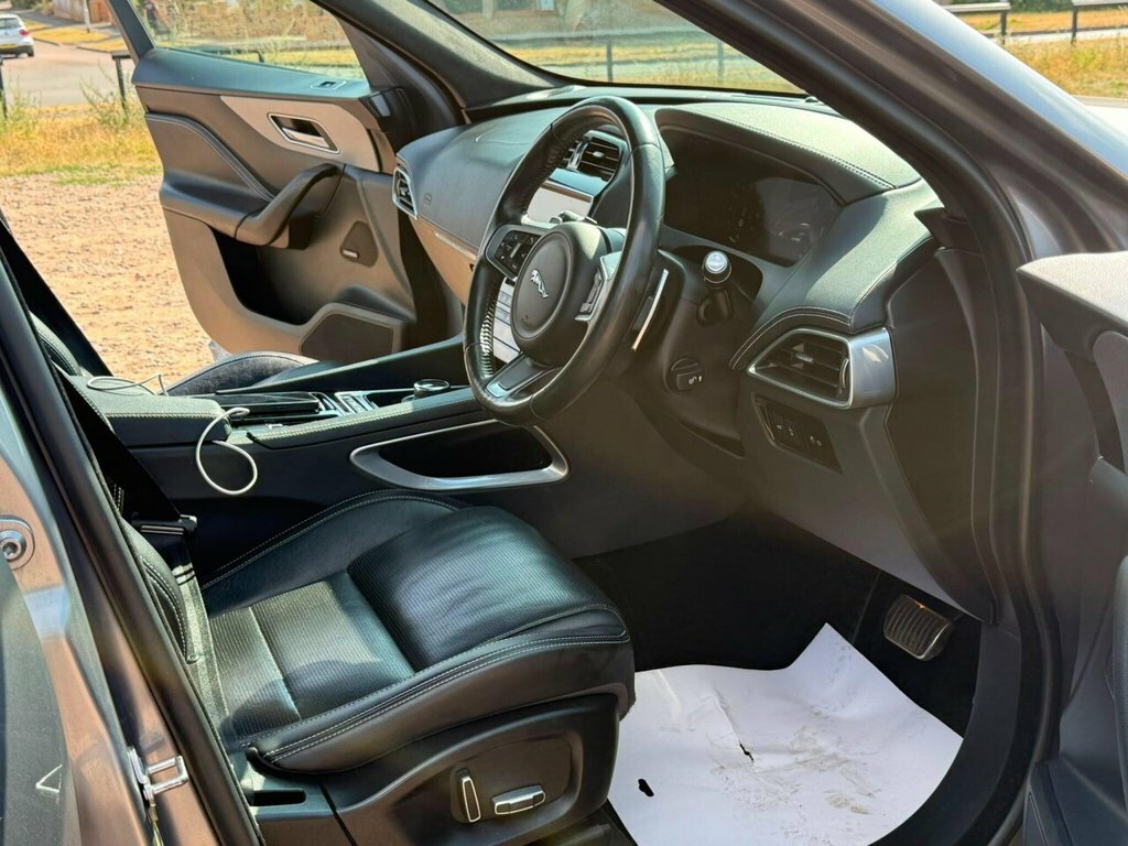 Jaguar F-Pace 2.0D R-sport Black Edition Awd Blue #15