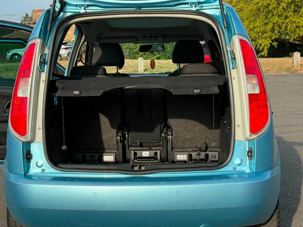 Skoda Roomster Elegance Grey #30