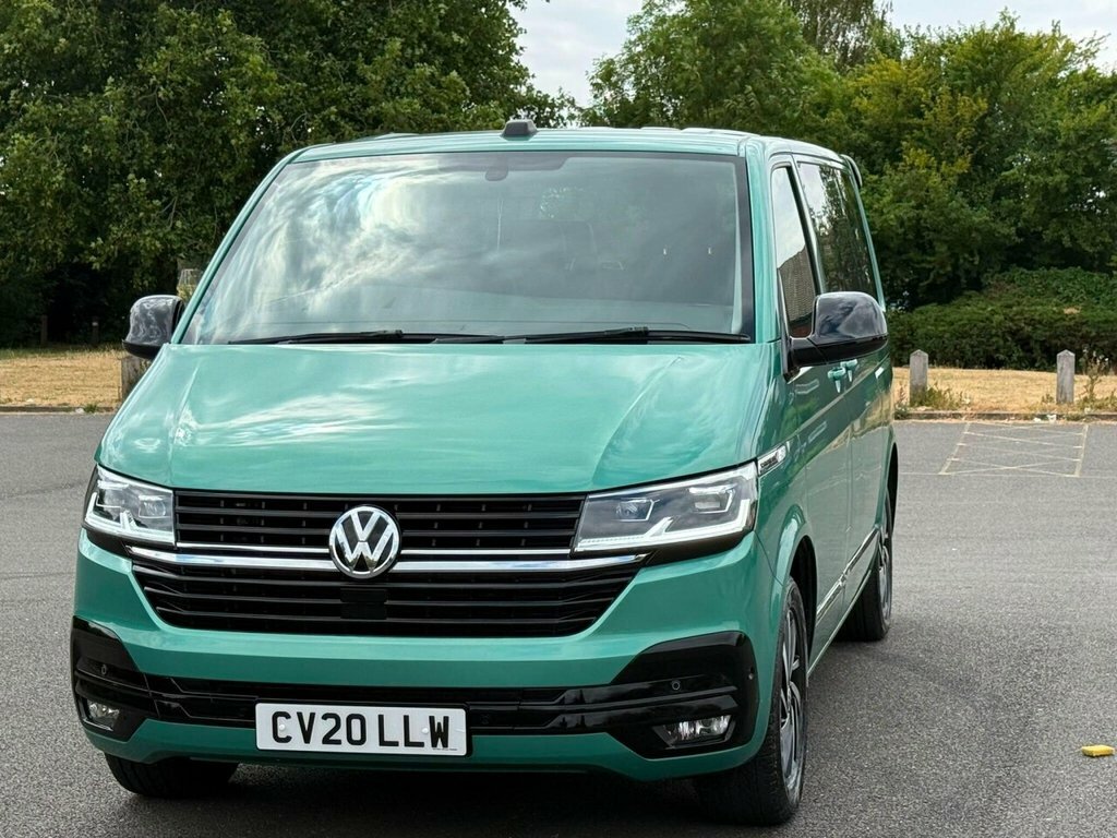 Volkswagen Caravelle 2L Se Black #8