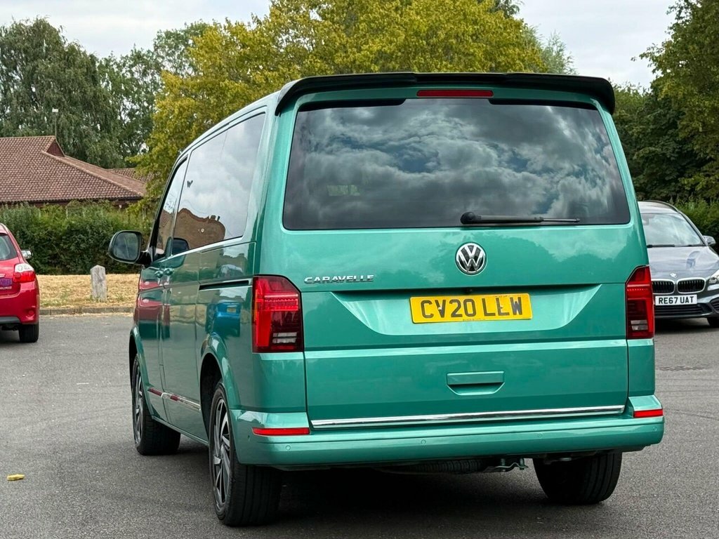 Volkswagen Caravelle 2L Se Black #9