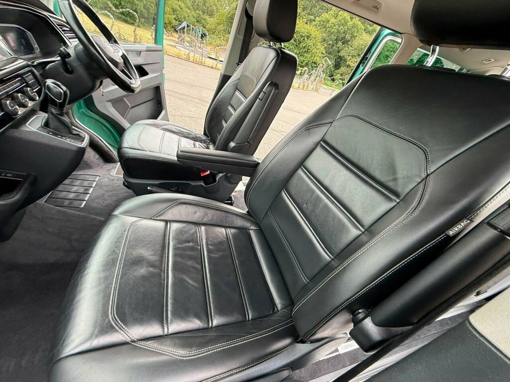 Volkswagen Caravelle 2L Se Black #37